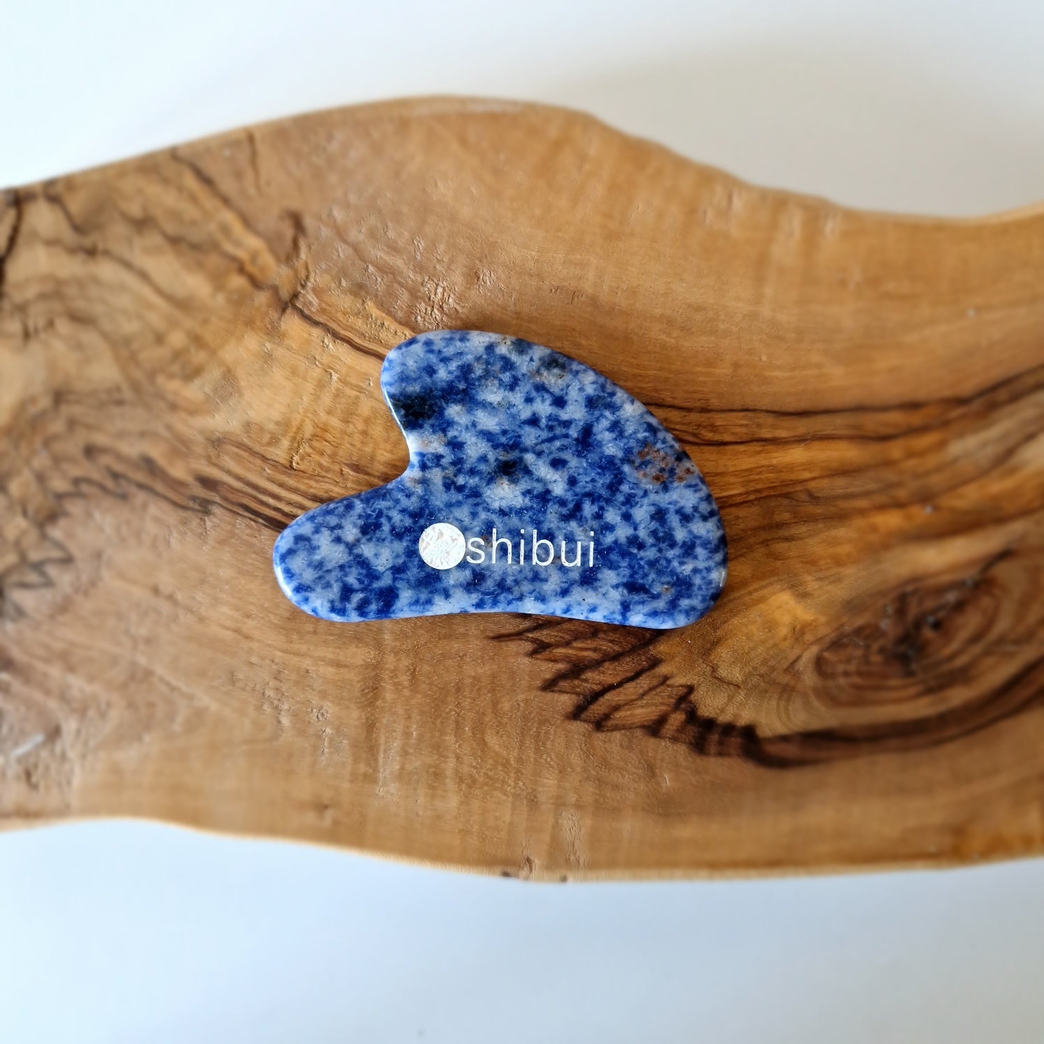 Gua Sha cuore sodalite blu